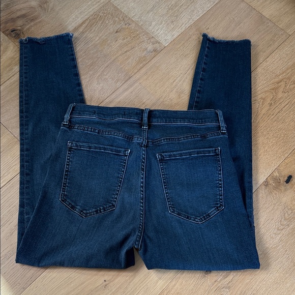 Banana Republic Luxe Sculpt Dark Soft Blue Women's Skinny Jeans Frayed Ankles - Picture 5 of 7